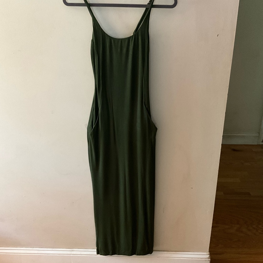 Lulu’s green cotton maxi dress